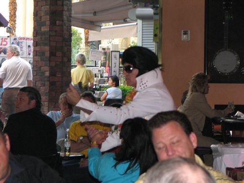 Elvis sighting