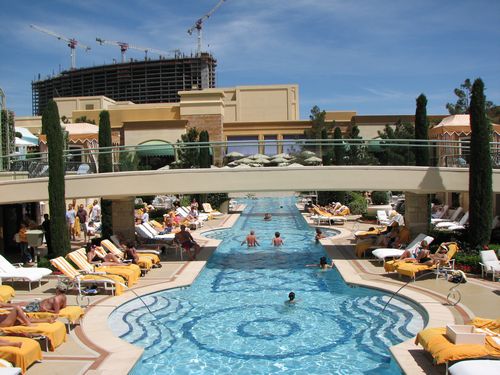 The luxurious Wynn pool