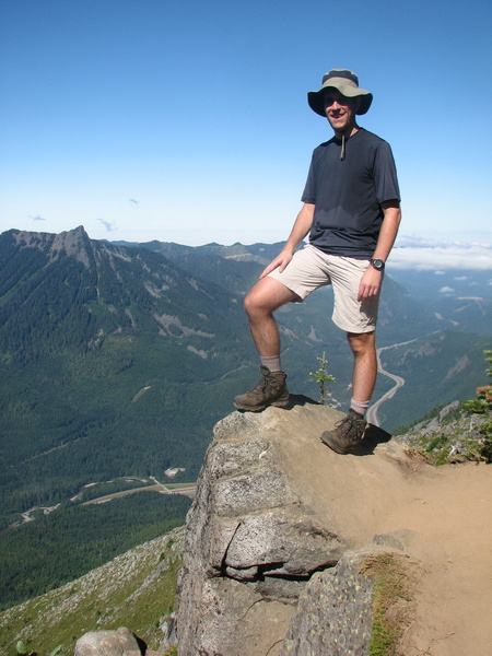 Bandara Mountain Summit