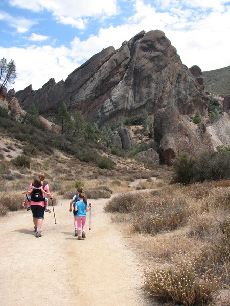 Balconies Cave Trail