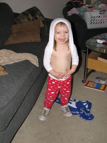 Belly Button Exposer (in Rachel's shoes)