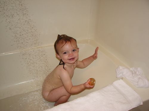 Showering Her Bum