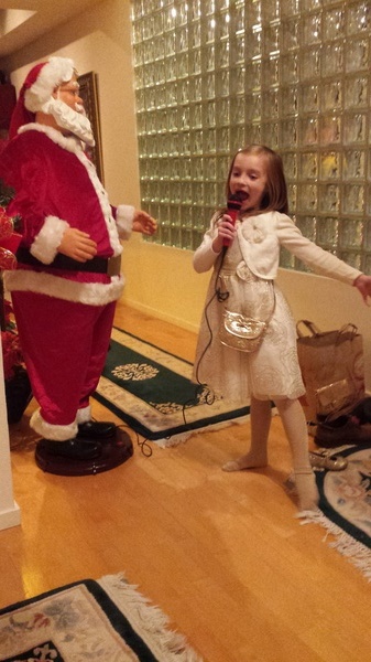 Santa Singer