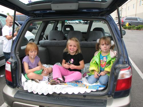 Elephant Parade Tailgate Party