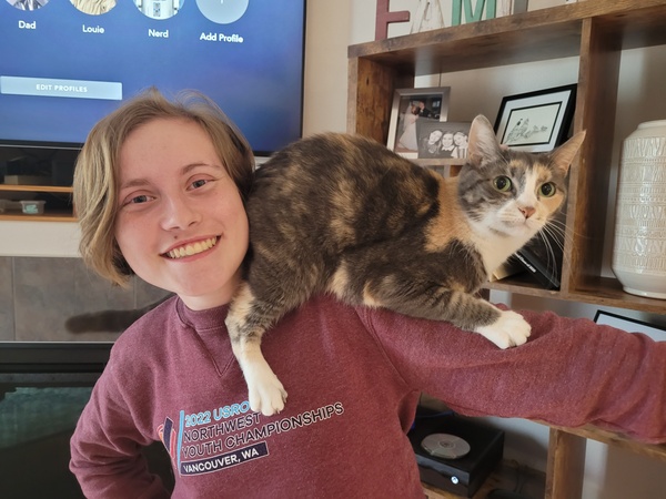 Shoulder Cat