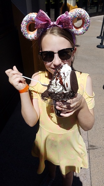 Giant Oreo Shake